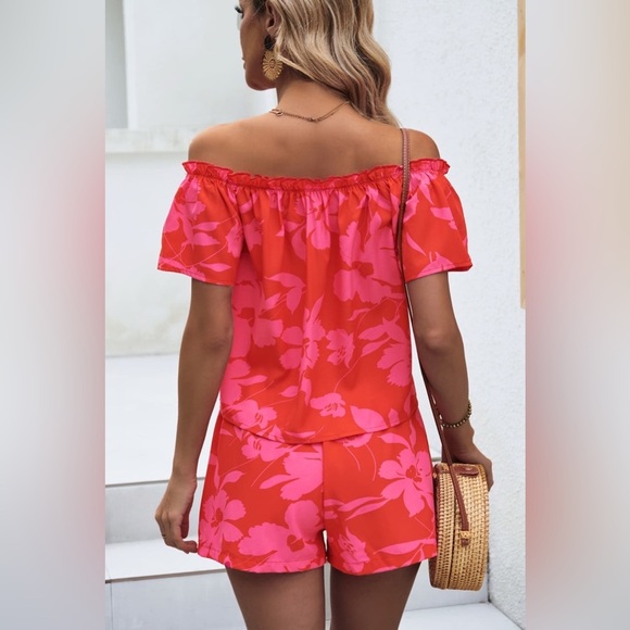 Floral Off-Shoulder Top and Shorts Set - Picture 2 of 5